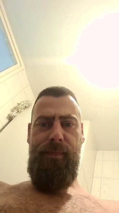 Hornybimale111's Profile