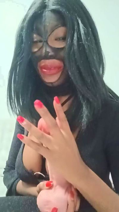Ineschocolat's Profile