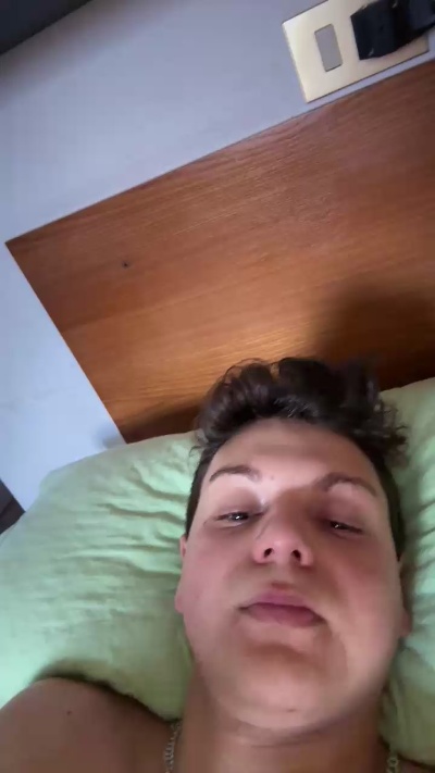 ItalianboyXXX02's Profile