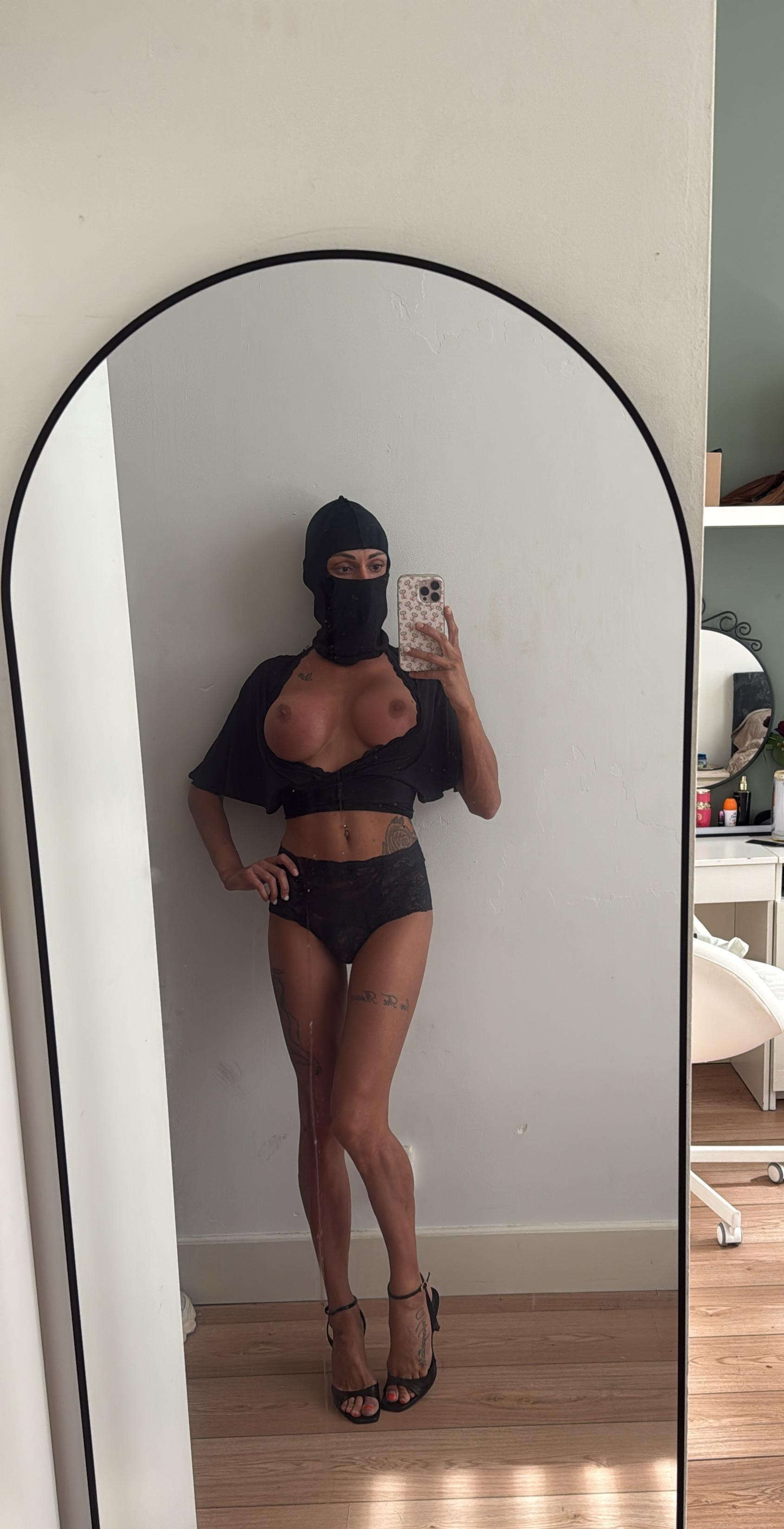 IvonBella's Profile