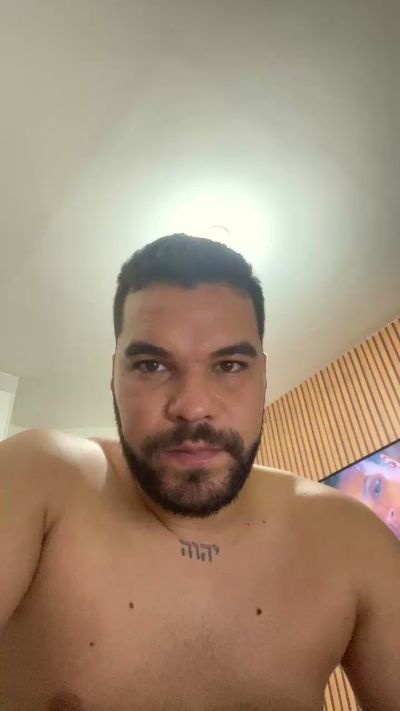 Johnlewiis's Profile