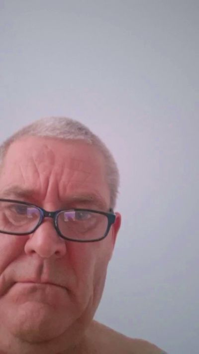 Johnny74400's Profile