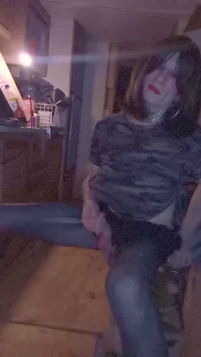 JuStAgIrLyBoY's Profile