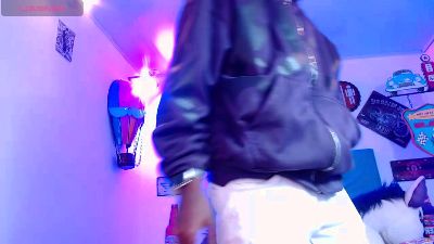 Lili_Y_Breazer's Profile