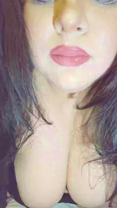 Lovetoshow93's Profile