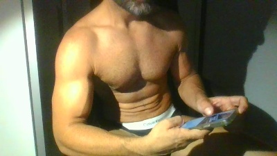 Macho87878's Profile