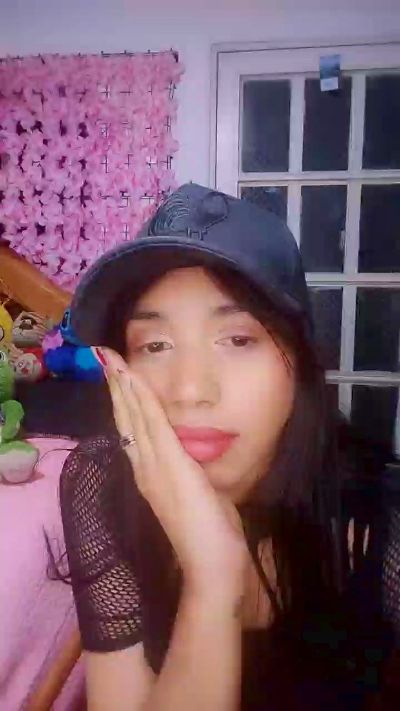 NahomyBelle's Profile