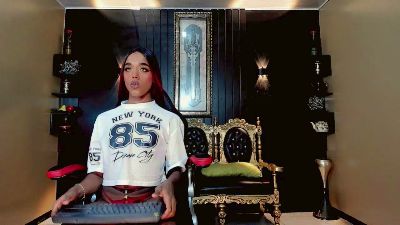 Nashla_21's Profile
