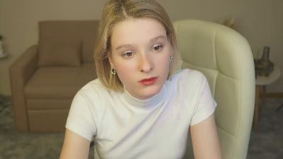 NicolleIzsak's Profile