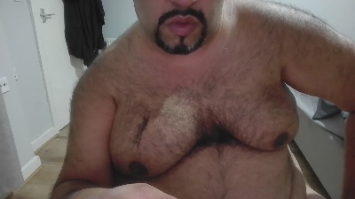 Tonsofchub's Profile