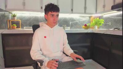 alejo_gray_ Profile Image