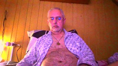 nicedick184's Profile
