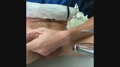 pantyless4's Profile