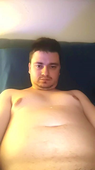 sexyguywhore18's Profile